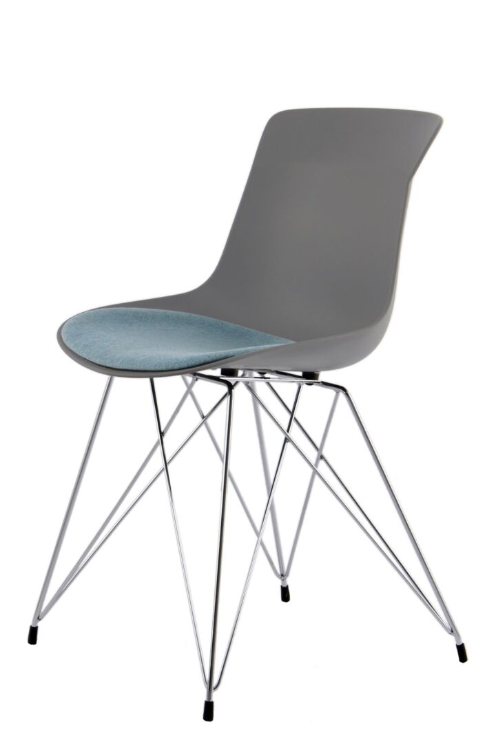 Stoel Emily Grijs Lichtblauw: Moderne stoel met grijze zitting en lichtblauw kussen van Nieuwe Sfeer.
