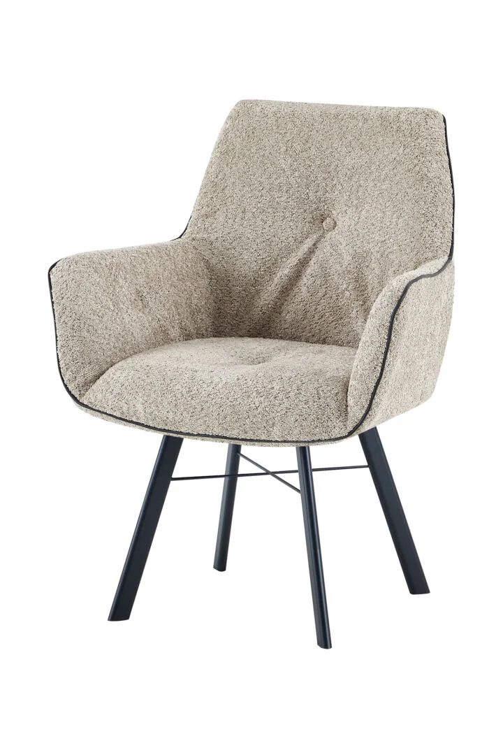 Eetkamerstoel Allie 100 Beige Draaibaar: beige stoel met armleuningen en zwarte poten.
