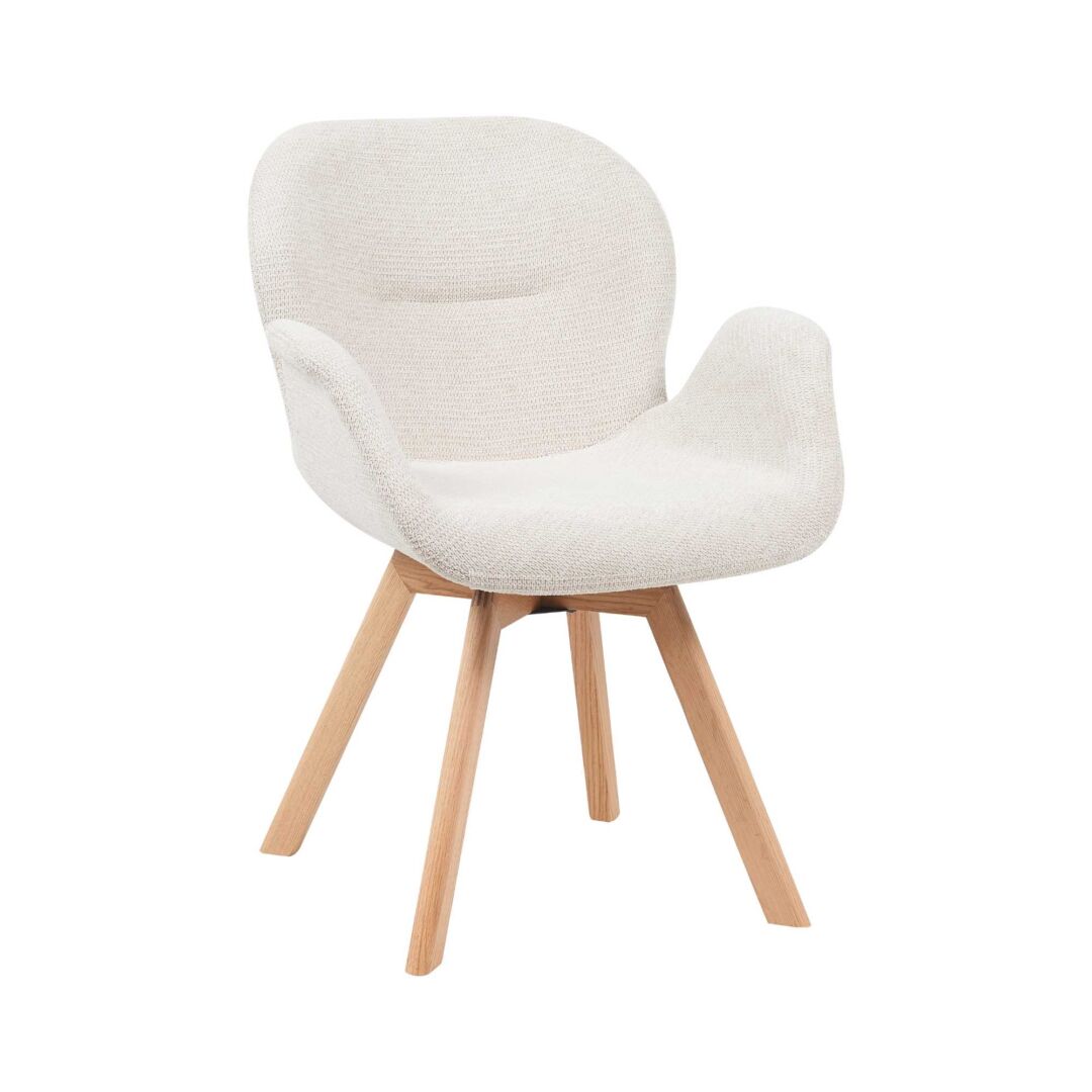 Eetkamerstoel Jesse Beige | Nieuwe Sfeer: Beige gestoffeerde stoel met houten poten.