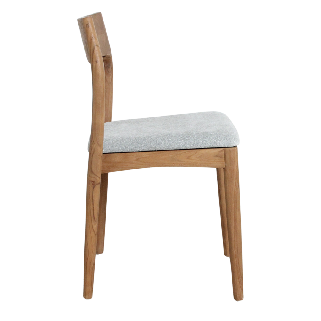 Freya teakhouten eetkamerstoel lichtgroen: Teakhouten stoel met lichtgroene zitting, zij aanzicht.