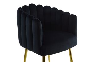Stoel Mucha 100 Zwart: Luxe zwarte velvet stoel met gouden poten van Nieuwe Sfeer