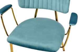 Stoel Giselle 200 Mint: Set van 2 stoelen met blauwe velvet bekleding en gouden frame.