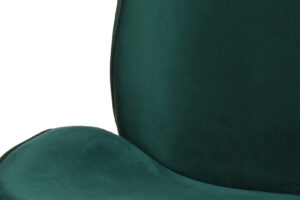 Stoel Charlize Groen: Detailopname van de groene velvet bekleding van de stoel uit de set van 2 | Nieuwe Sfeer.