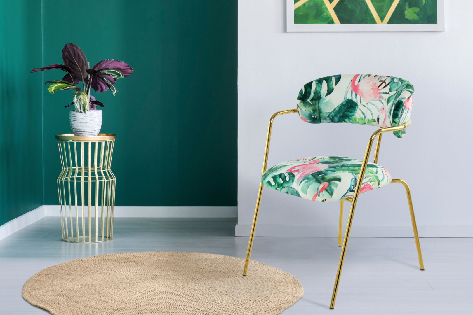 Stoel Forest 400 Groen Bloemen Fluweel van Nieuwe Sfeer: groene bloemenprint en gouden poten.