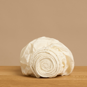 Hoeslaken 200 x 210 cm Off White TENCEL™ Lyocell Satijnzacht