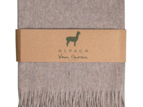 Beige Plaid Naskis met franjes, zachte alpacawolmix van Von Buren, verpakt met label