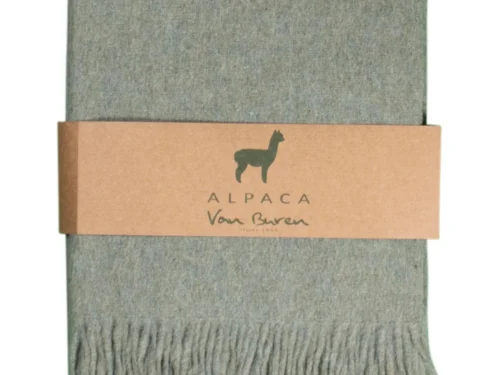 Plaid Praantun mintgroen, zacht geweven met franjes en Alpaca Van Buren wikkelband