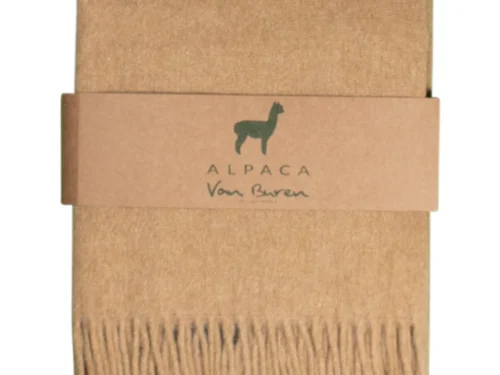 Plaid Nooldaro in mintgroen, opgevouwen met label en franjes, 200 x 150 cm, zacht alpacawolmix.