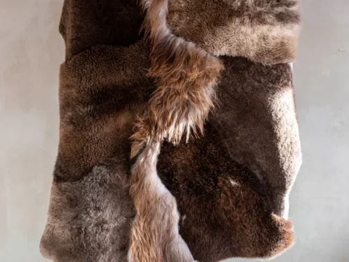 Schapenvacht Grierar bruin 180x120 cm met langharige en geschoren vachten in warm melange patroon