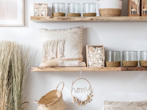 Krans Dubik Naturel met tekst en gedroogde bloemen, hangende woonaccessoire in zachte naturel tinten