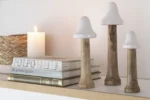 Decoratiefiguur Movund mangohout wit set van 3 paddenstoelen, sfeervol en natuurlijk op tafel