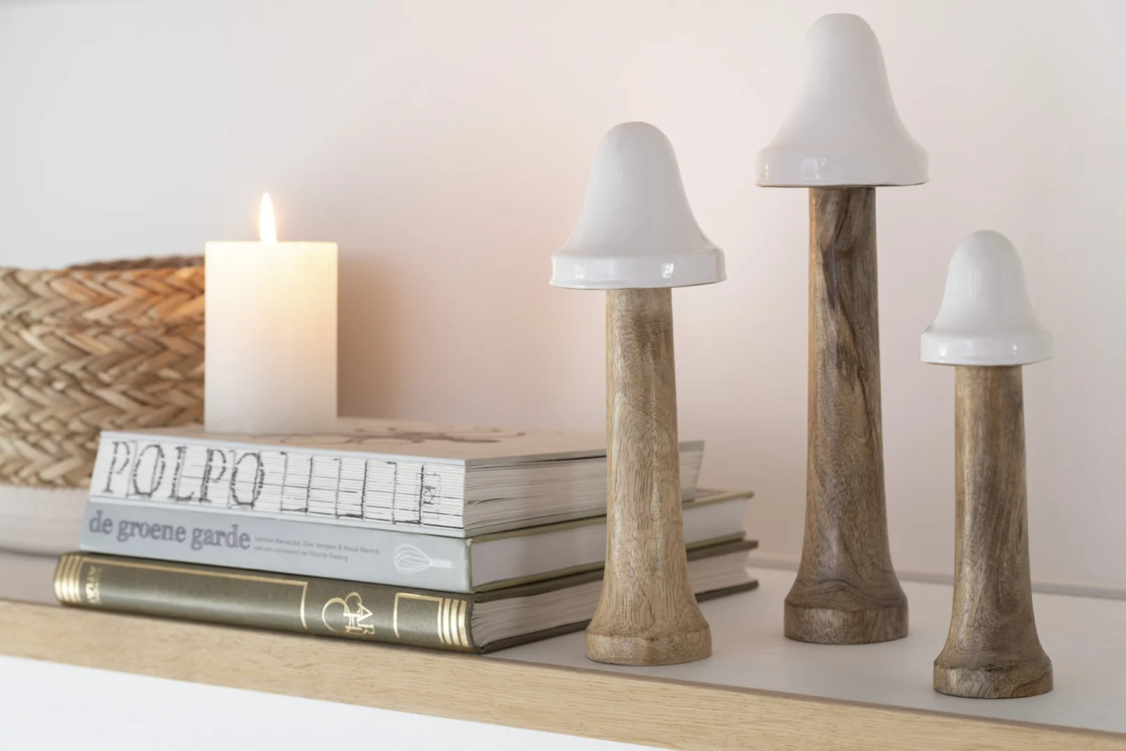 Decoratiefiguur Movund mangohout wit set van 3 paddenstoelen, sfeervol en natuurlijk op tafel