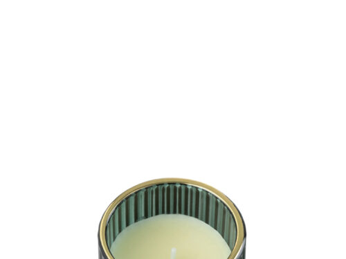 Geurkaars Daunnio in groen geribd glas met goudrand en crème kaars, sfeervol en compact