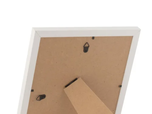 Fotolijst Dirrund MDF naturel, achterkant met ophangsysteem en standaard voor 23 x 28 cm foto's