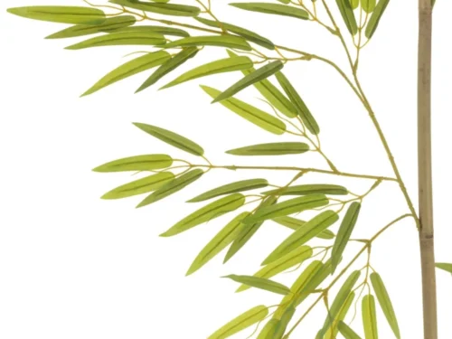 Groene kunstmatige bamboetak Neiner met slank formaat en natuurlijke uitstraling voor sfeervolle styling