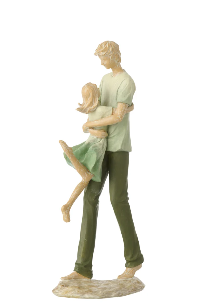 Beeld Biemmis polyresin groen, vader met kind in warme omhelzing, slank decoratief beeld H35 cm