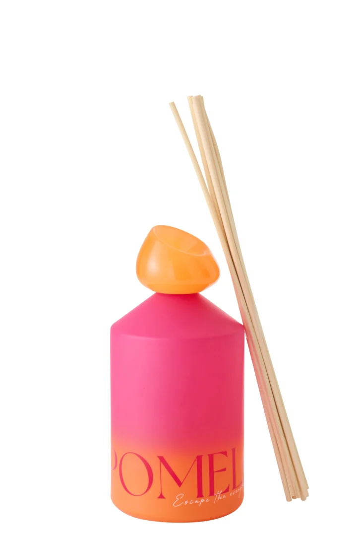 Geurstokjes Grive Oranje met roze-oranje fles en houten stokjes voor een frisse, zomerse geur in huis