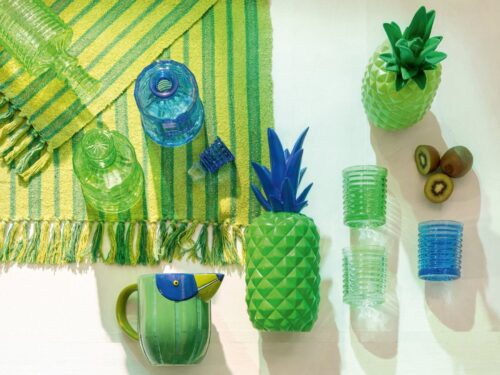 Groen ribbel drinkglas Caullin van glas, compact formaat voor een stijlvolle tafelsetting