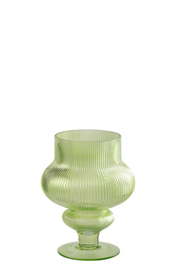 Vaas Kistund glas groen H25 cm met geribde vorm en slanke voet, compacte blikvanger voor elk interieur