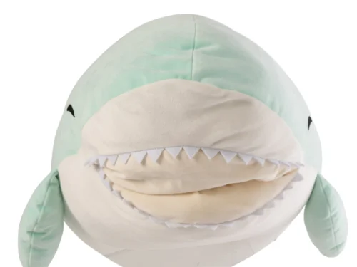 Woonaccessoire Trumen groen polyester, zachte shark-vorm met speelse tanden en frisse uitstraling