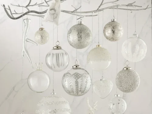 Decoratiehanger Ziskan kunstof zilver in gewei-vorm, subtiel winteraccent voor sfeervolle kerstdecoratie