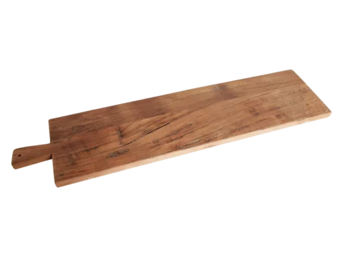Serveerplank Stockholm van bruin FSC-gerecycled hout, met doorleefde look en zichtbare noesten