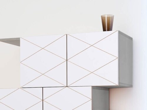 Dressoir Stemond Grijs 91 cm met witte HPL-deuren en grafisch diamantpatroon