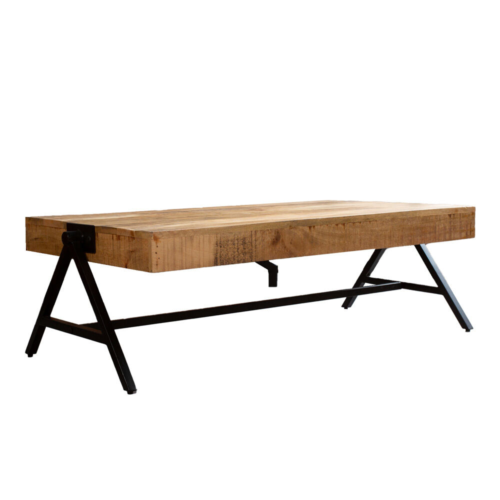 Salontafel Juskos Staal met mangohouten blad, walnootbeits en zwart gepoedercoate A-profielen
