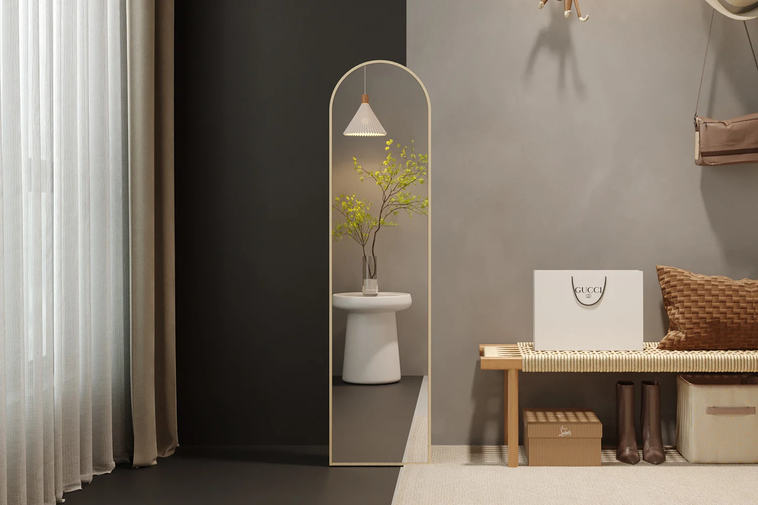 Spiegel Dinsa 160 x 40 cm met smal goudkleurig frame in stijlvolle halsetting