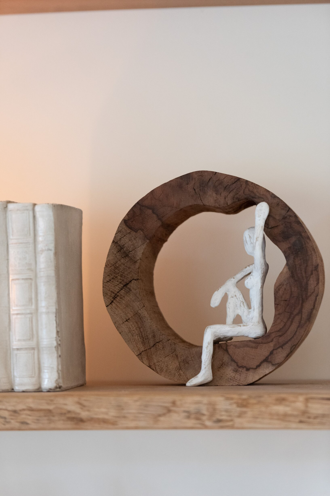 Beeld Faurdora Mangohout Naturel H22 cm - Set van 2