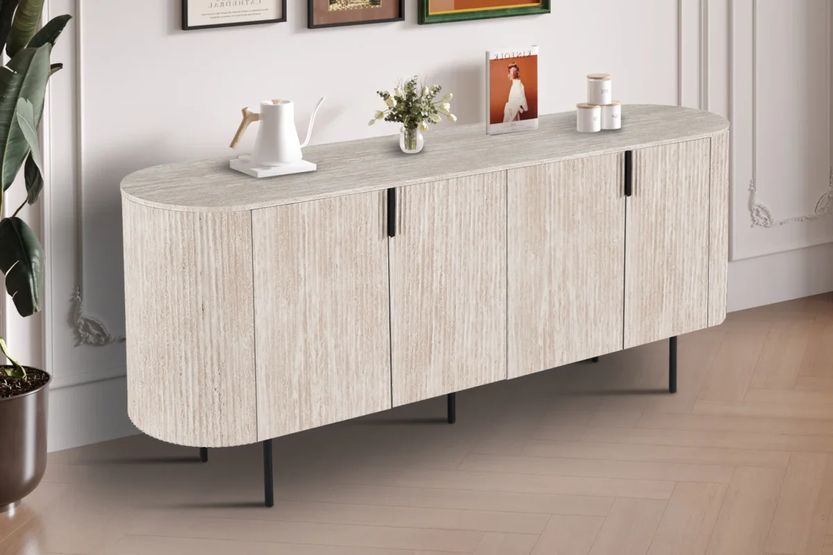 Beige Dressoir Side 200 cm met ronde hoeken, houtlook fronten en zwarte poten in een rustige woonkamer