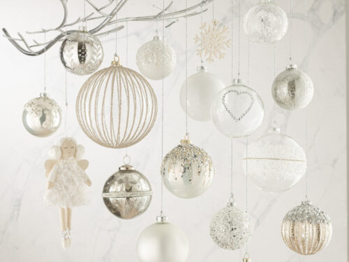 Opbergdoos Venol Glas Zilver met 6 glanzende kerstballen, bladdecoratie en glitter in feestelijke zilvertinten