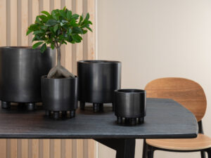 Bloempot Kaastek Klei Zwart H16 cm