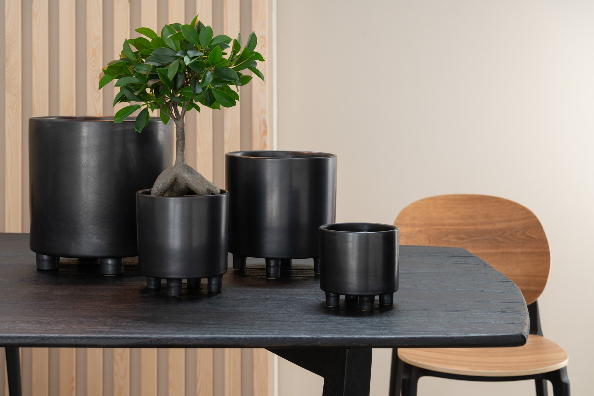 Bloempot Kaastek Klei Zwart H16 cm