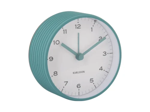 Wekker Jukin Turquoise van Karlsson met ribbelrand, witte wijzerplaat en compacte ronde vorm