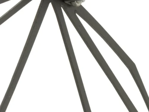 Zwarte metalen Wanddecoratie Tullaro in schedelvorm met slank opengewerkt design