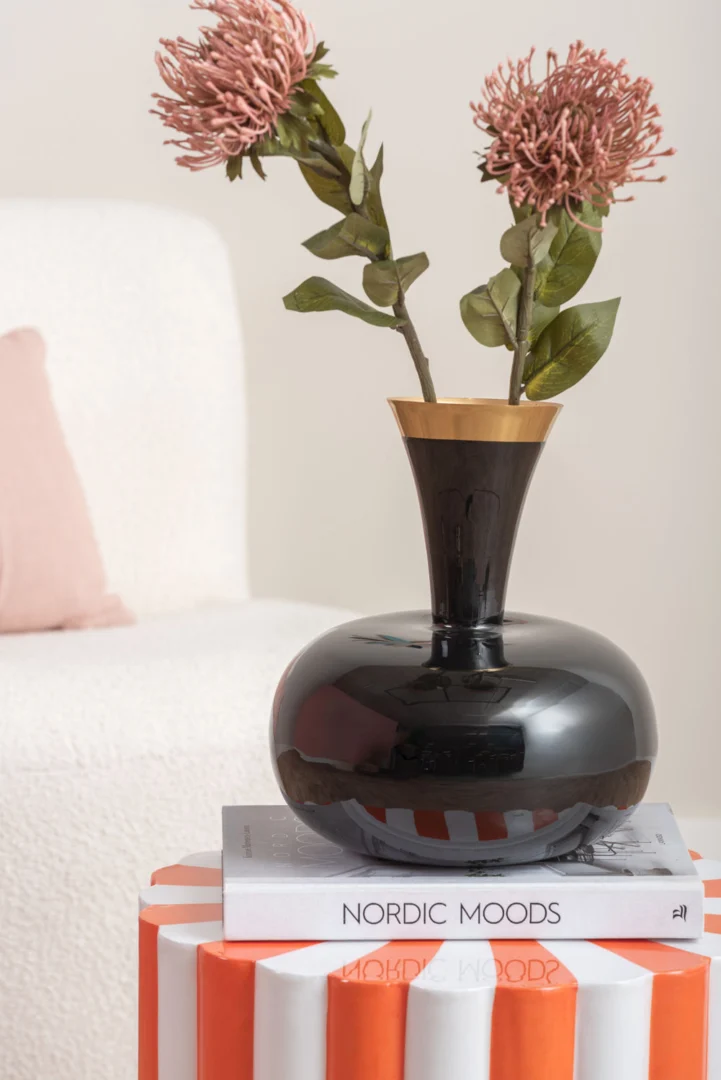 Vaas Kendal Zwart H29 cm - Afbeelding 2