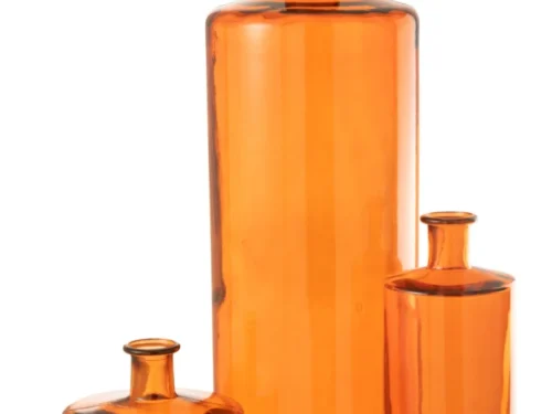 Vaas Jindura glas rood, hoge brede vorm met drie elegante amberkleurige glazen vazen