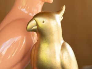 Beeld Saussira Aardewerk Goud H24 cm