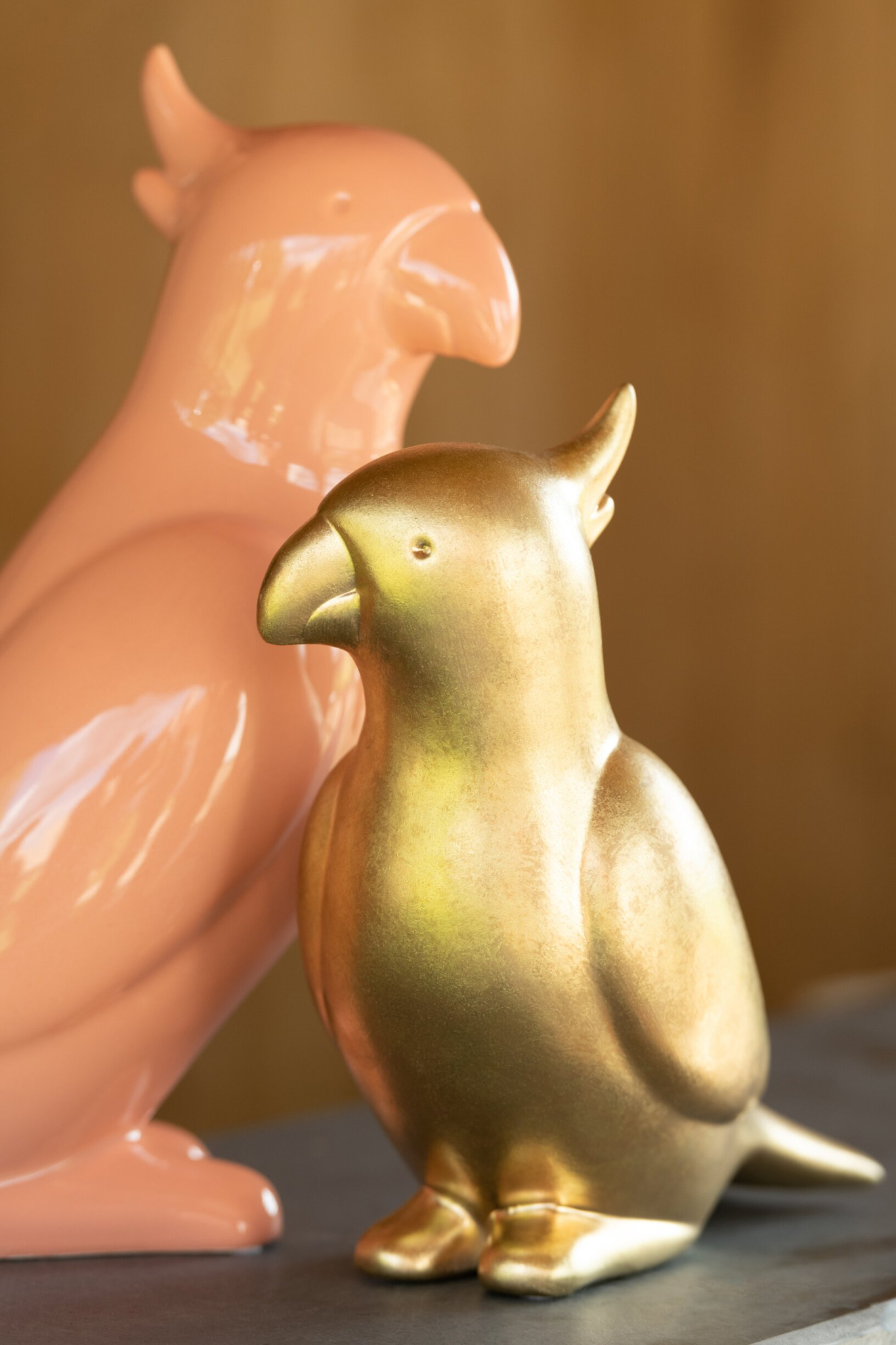 Beeld Saussira Aardewerk Goud H24 cm