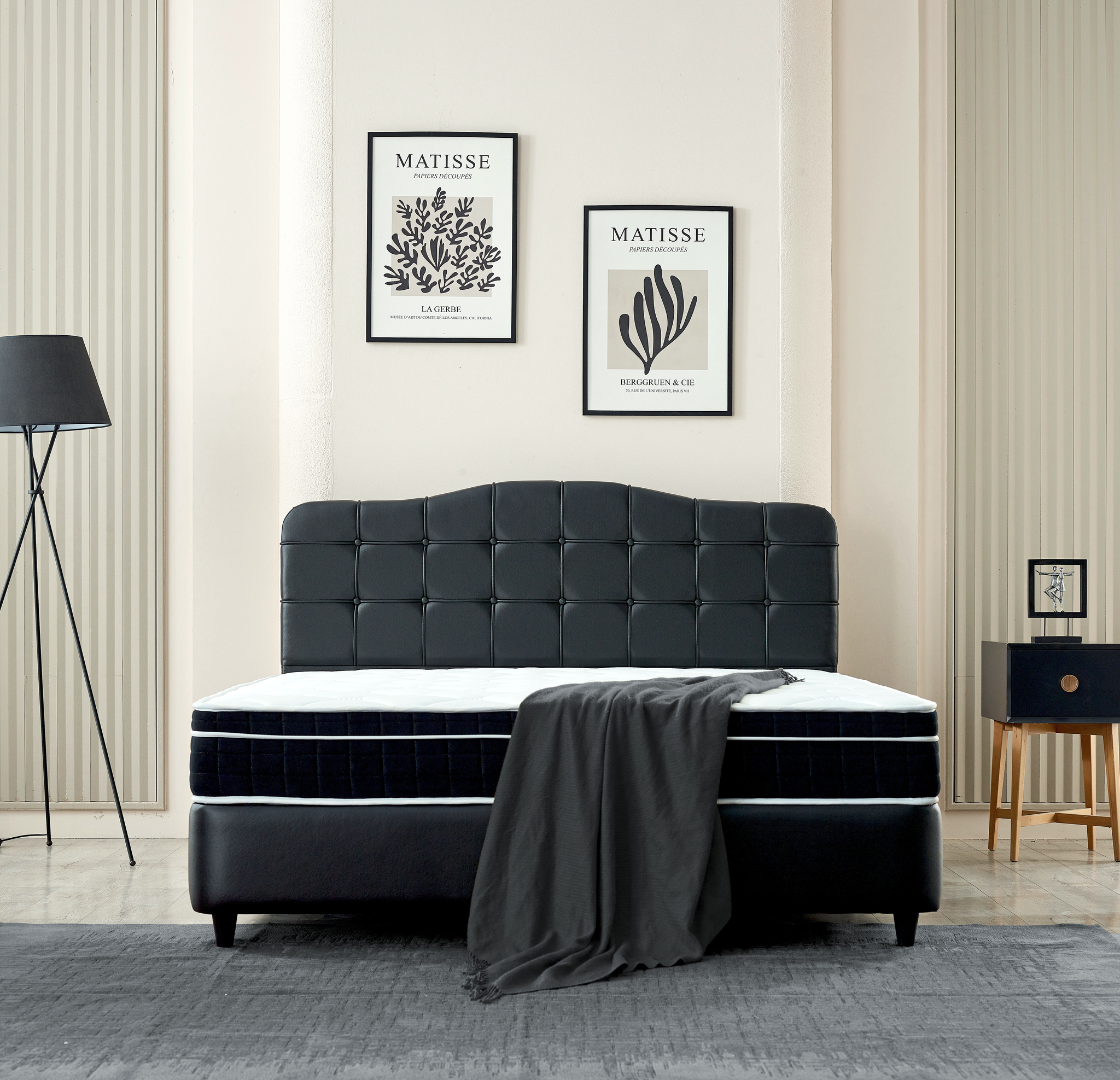 Boxspring Taultane Zwart 160x200 met hoofdbord, opbergbox en matras in strak zwart kunstleer