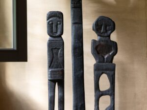 Beeld Triltond Hout Zwart H107,5 cm