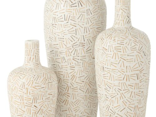 Drie witte Vaas Haasino Beton met slanke hoge vorm en speels reliëf, stijlvolle woonaccessoires set