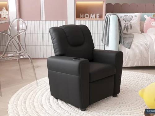 Woonaccessoire Sieldak Zwart, compacte zwarte fauteuil met bekerhouder in kinderkamerstijl