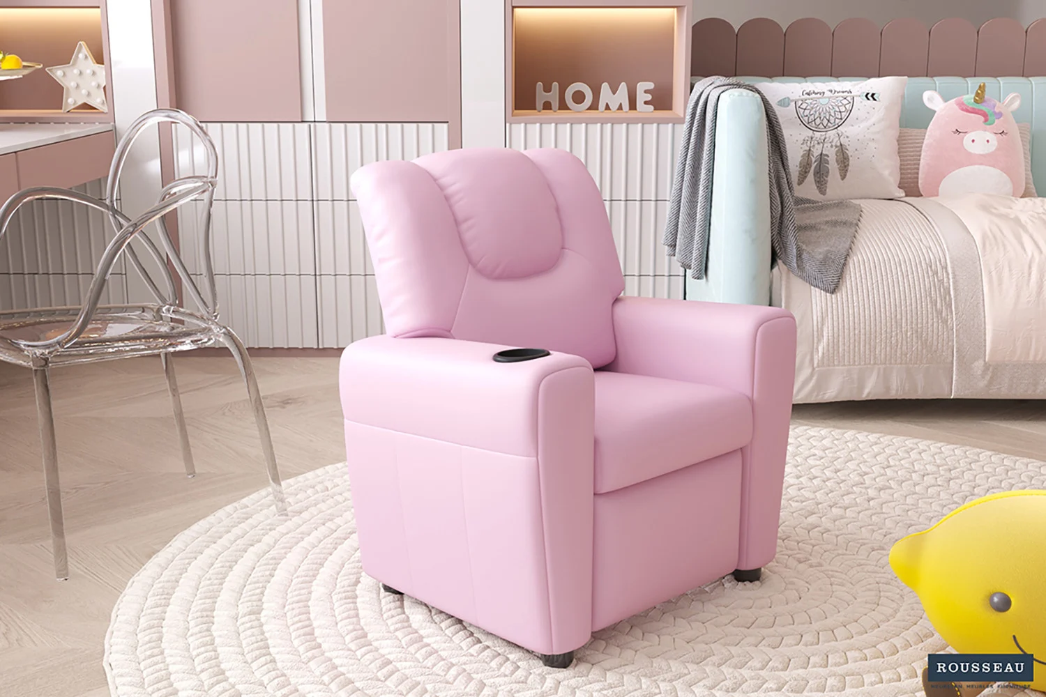 Woonaccessoire Stasek Roze: zachte roze verstelbare fauteuil met bekerhouder, ideaal voor een kinderkamer