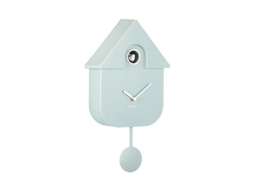 Wandklok Klorrik Zacht Blauw met modern cuckoo-design, zachte kleur en pendel van Karlsson