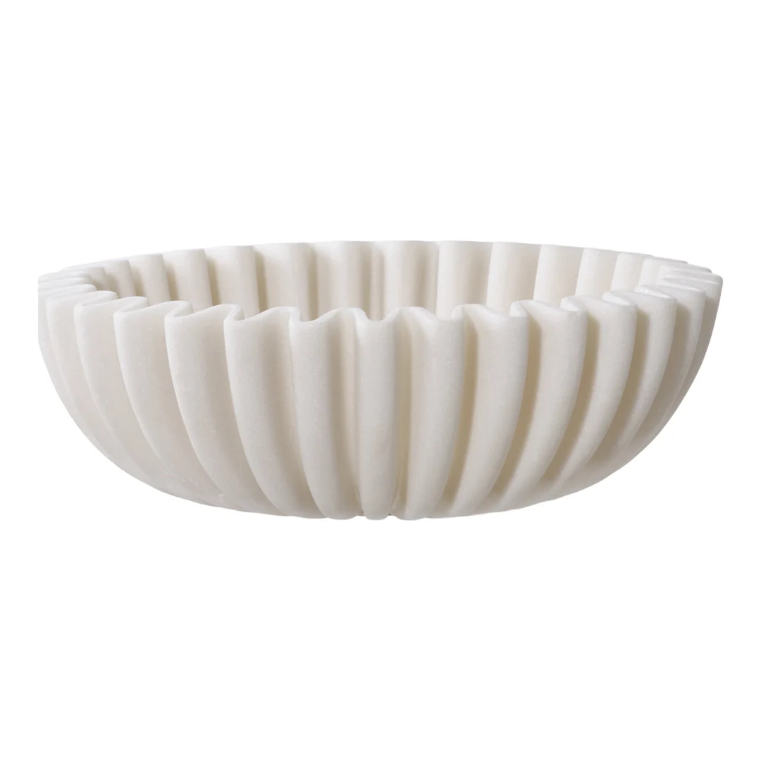 Beige Kom Skauldoro van polyresin met geribbelde vorm, compact en stijlvol als decoratieve woonaccessoire