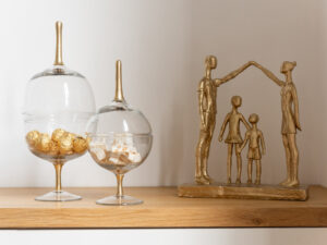 Beeld Peirman Steen Goud H29,5 cm