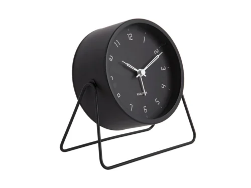 Zwarte Karlsson Wekker Foolda met strak rond design, witte wijzers en metalen standaard