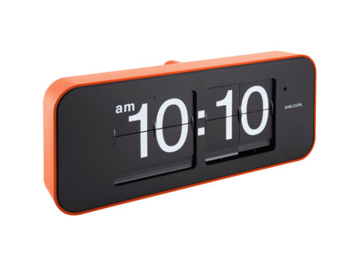 Karlsson Wandklok Husavik Oranje met retro flip-display en opvallende zwarte wijzerplaat